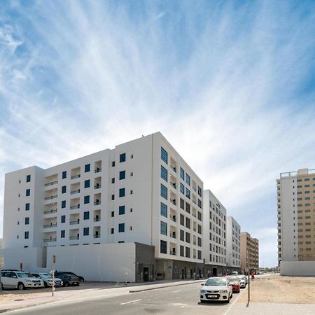Stay Holiday Homes By Al Ghurair - Al Barsha First 02 - Dubai Bagian luar foto