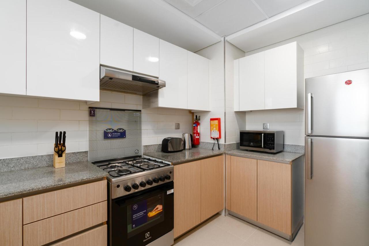 Stay Holiday Homes By Al Ghurair - Al Barsha First 02 - Dubai Bagian luar foto