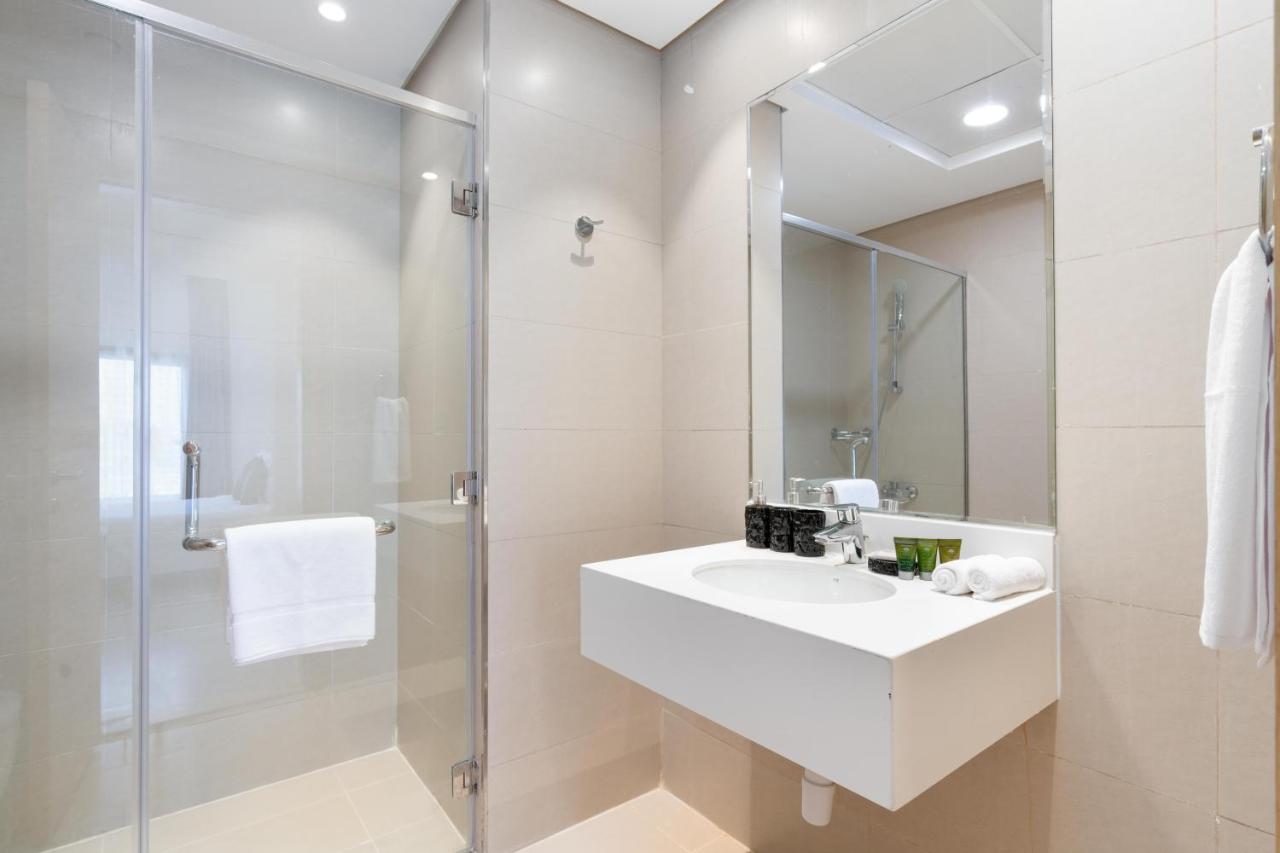 Stay Holiday Homes By Al Ghurair - Al Barsha First 02 - Dubai Bagian luar foto